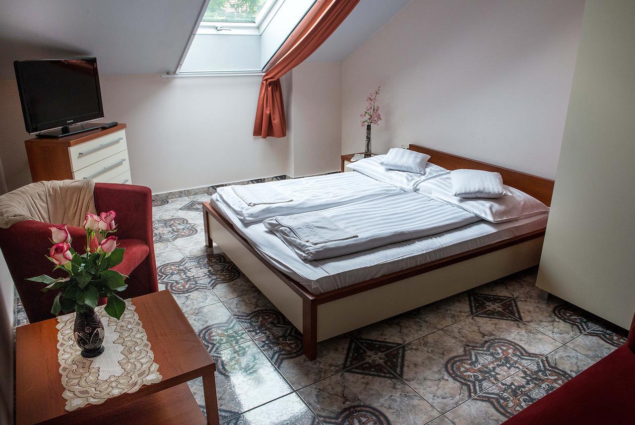 Bl Luxus Apartman Segedín Exteriér fotografie
